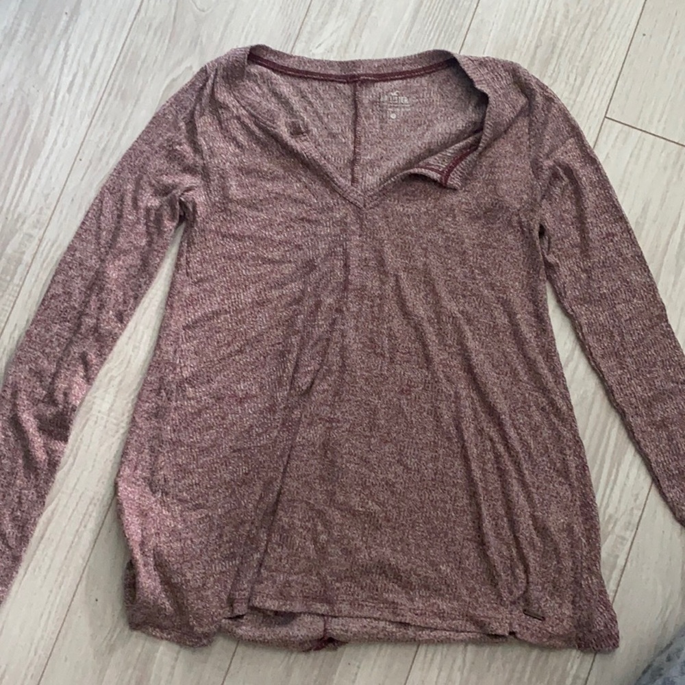 Hollister top